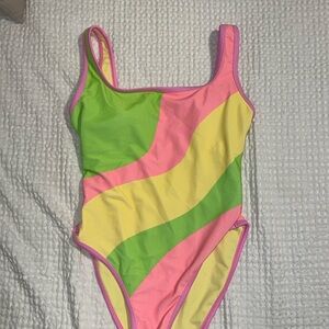 Lainsnow one piece, never worn!